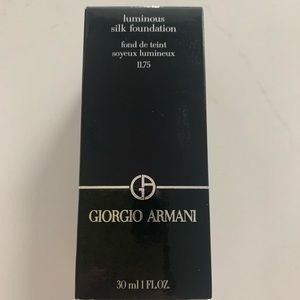 Giorgio Armani Luminous Silk Foundation 11.75